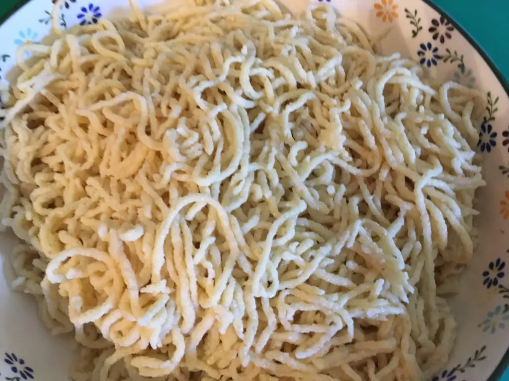 bowl of german spätzle noodles