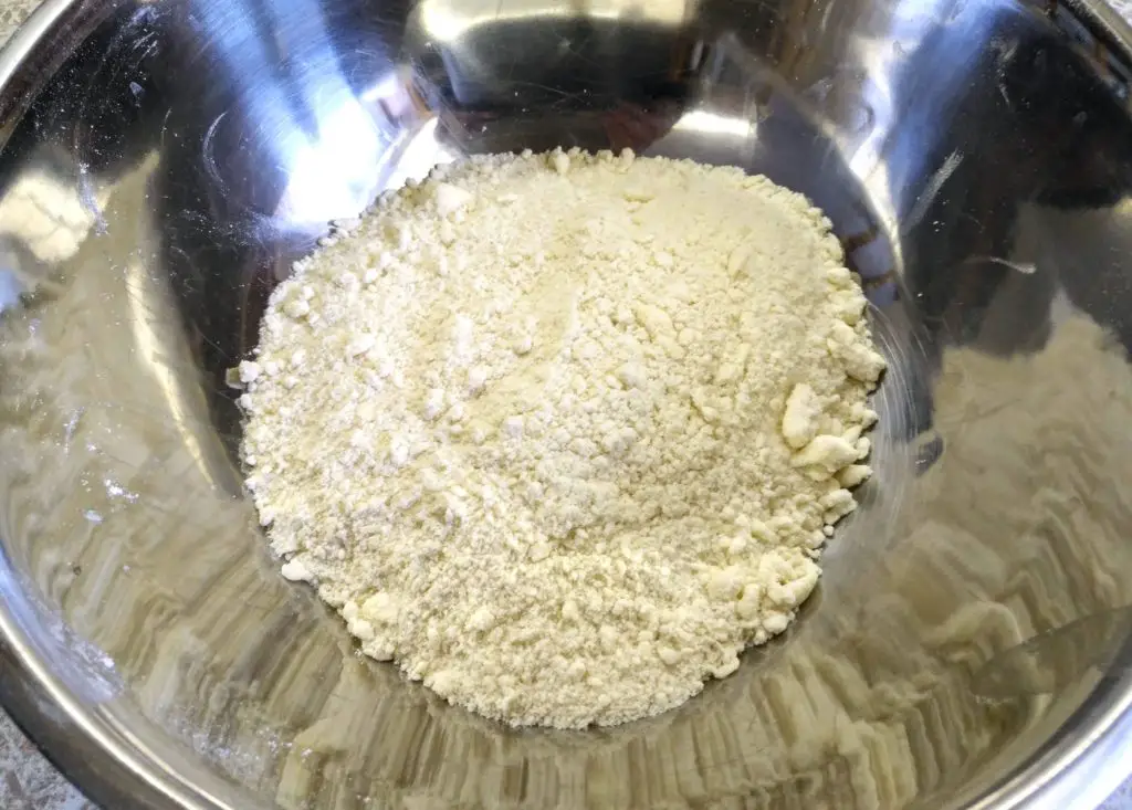 making a buttery shortcrust pastry flour and butter