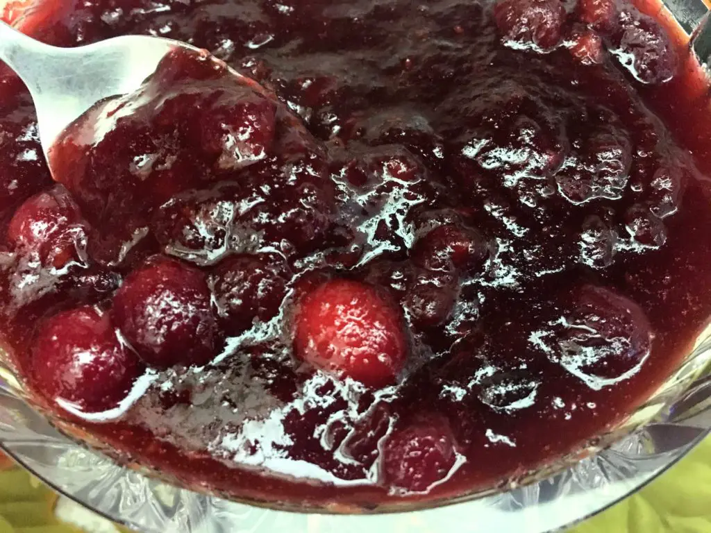 maple bourbon cranberry sauce