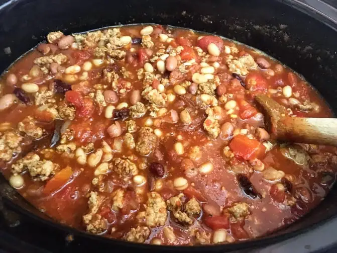 chipotle chili in a slow cooker
