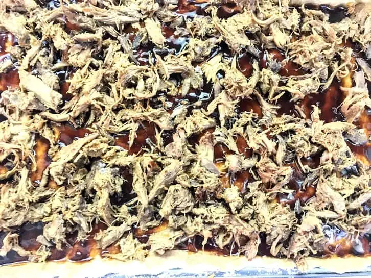 bbq pulled duck pizza