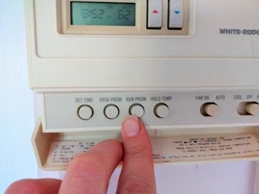 programming a thermostat